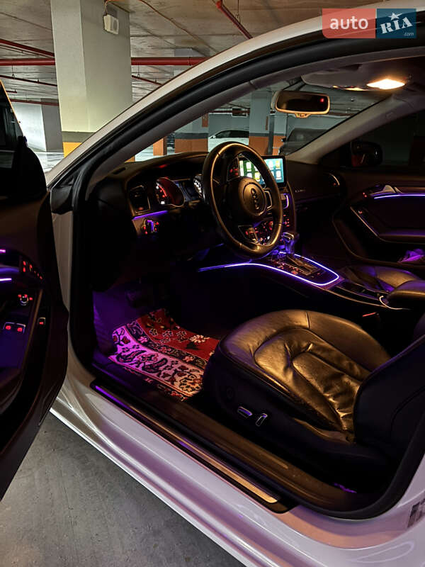 Купе Audi A5 2012 в Киеве
