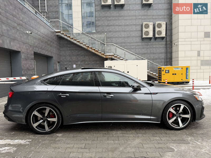 Лифтбек Audi A5 2023 в Киеве