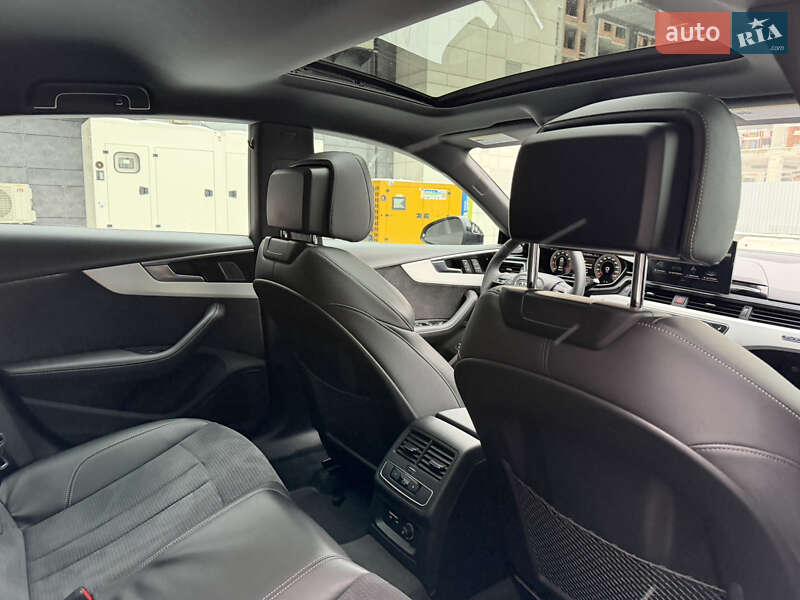 Лифтбек Audi A5 2023 в Киеве