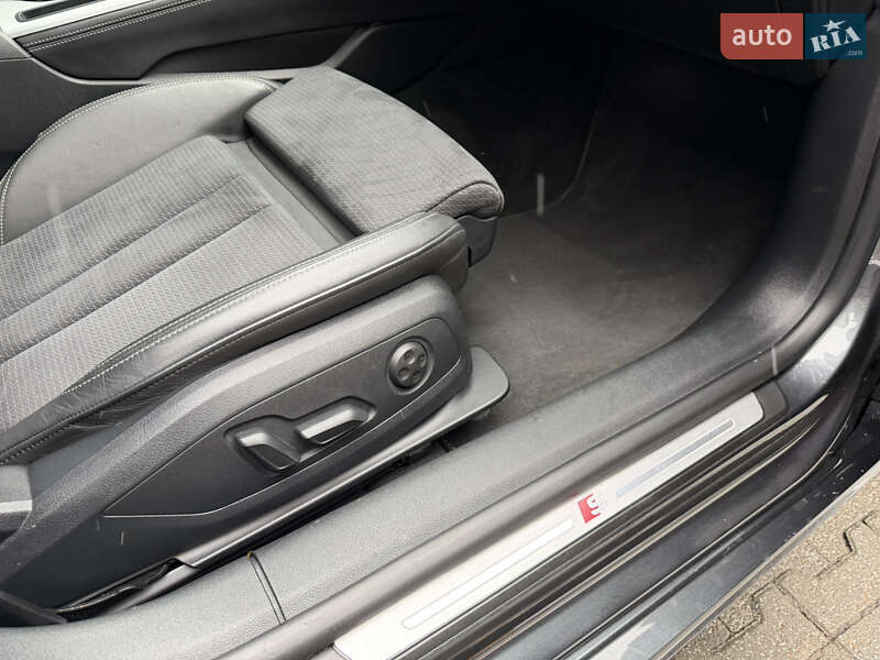 Лифтбек Audi A5 2023 в Киеве