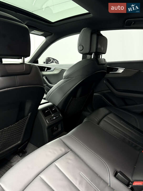 Лифтбек Audi A5 2023 в Одессе