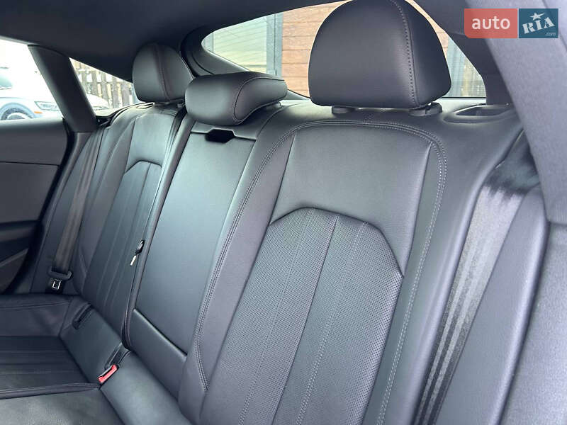 Купе Audi A5 2017 в Стрые