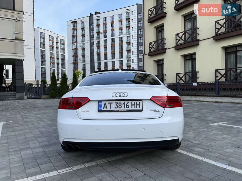 Купе Audi A5 2012 в Львове