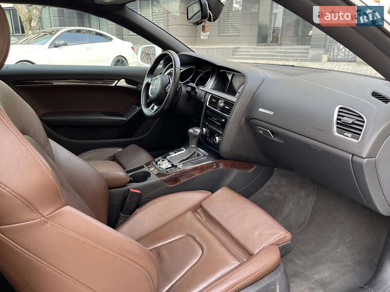 Купе Audi A5 2012 в Львове