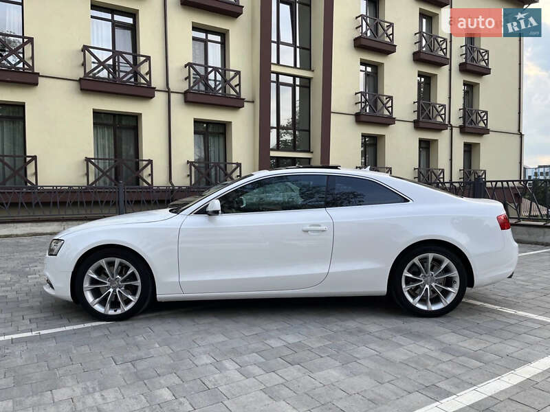 Купе Audi A5 2012 в Львове