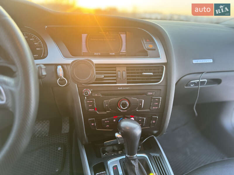 Купе Audi A5 2011 в Умані