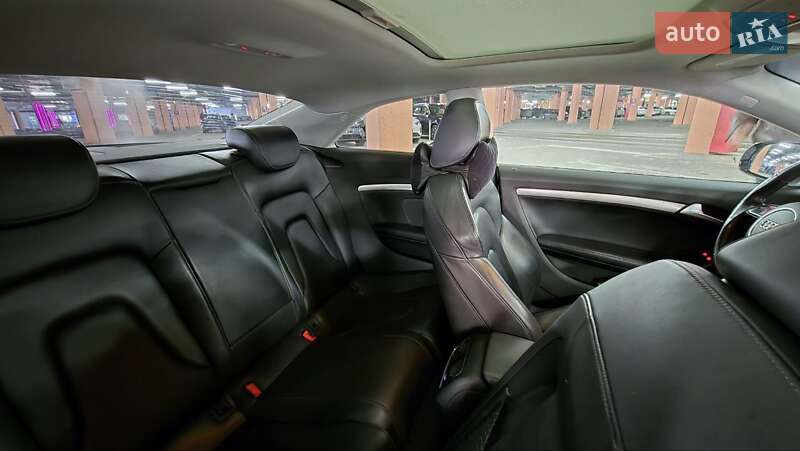Купе Audi A5 2015 в Києві фото 12 Купе Audi A5 2015 в Києві