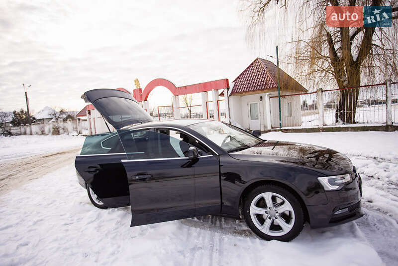 Купе Audi A5 2011 в Береговому