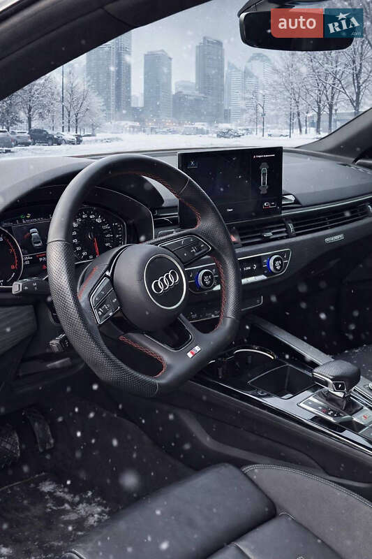 Купе Audi A5 2022 в Киеве