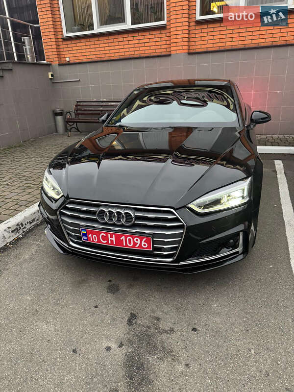 Купе Audi A5 2018 в Киеве фото Купе Audi A5 2018 в Киеве