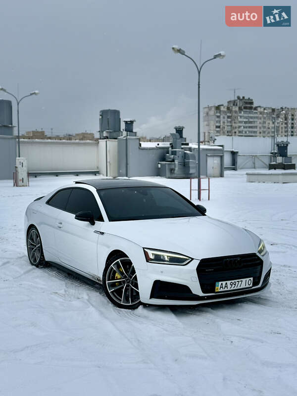 Купе Audi A5 2019 в Киеве