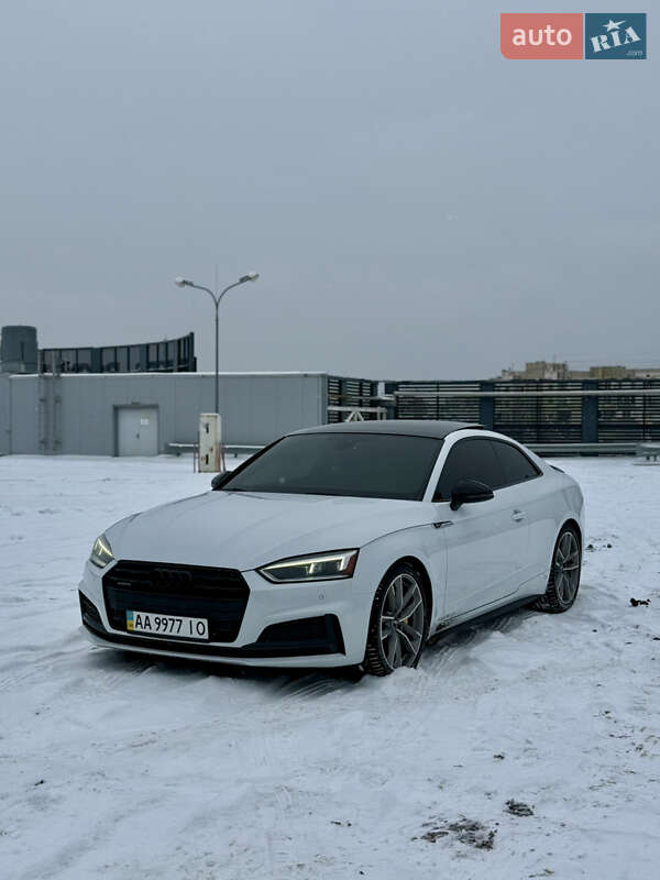 Купе Audi A5 2019 в Киеве