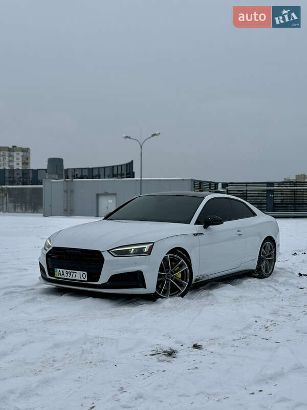 Купе Audi A5 2019 в Киеве