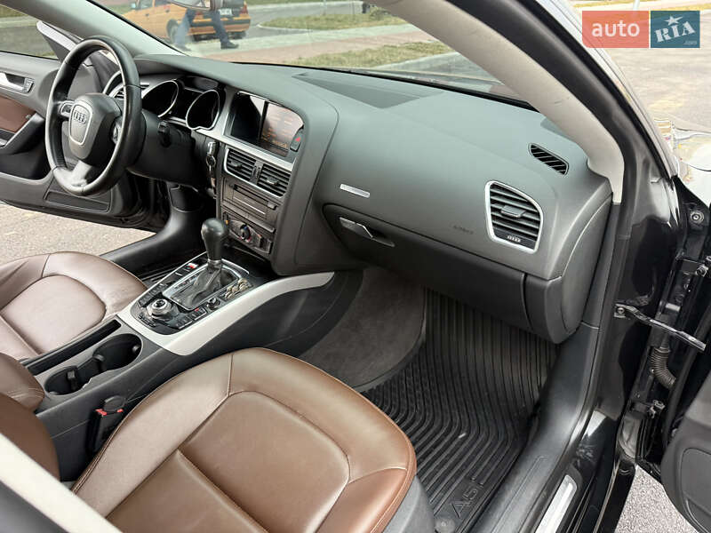 Купе Audi A5 2011 в Виннице