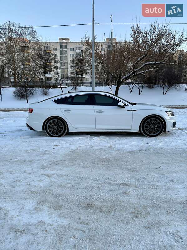 Лифтбек Audi A5 2021 в Киеве