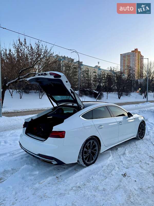 Лифтбек Audi A5 2021 в Киеве