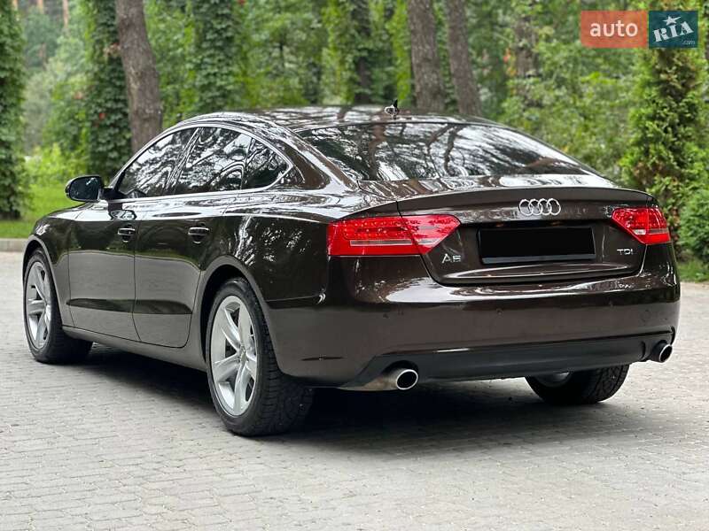 Купе Audi A5 2011 в Львове