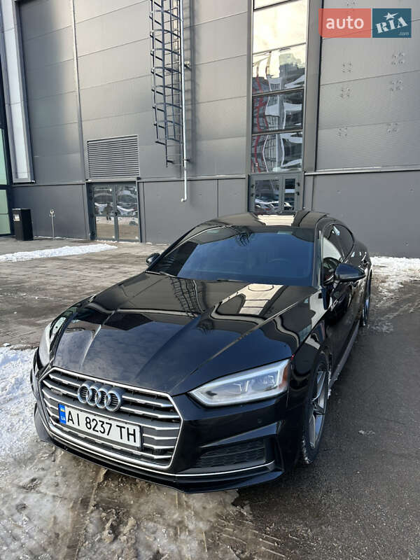 Купе Audi A5 2018 в Киеве