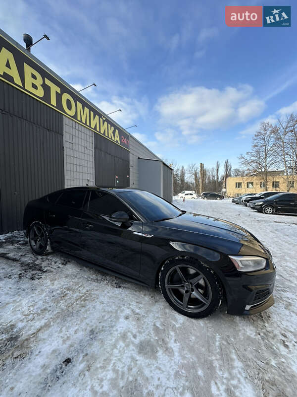 Купе Audi A5 2018 в Киеве