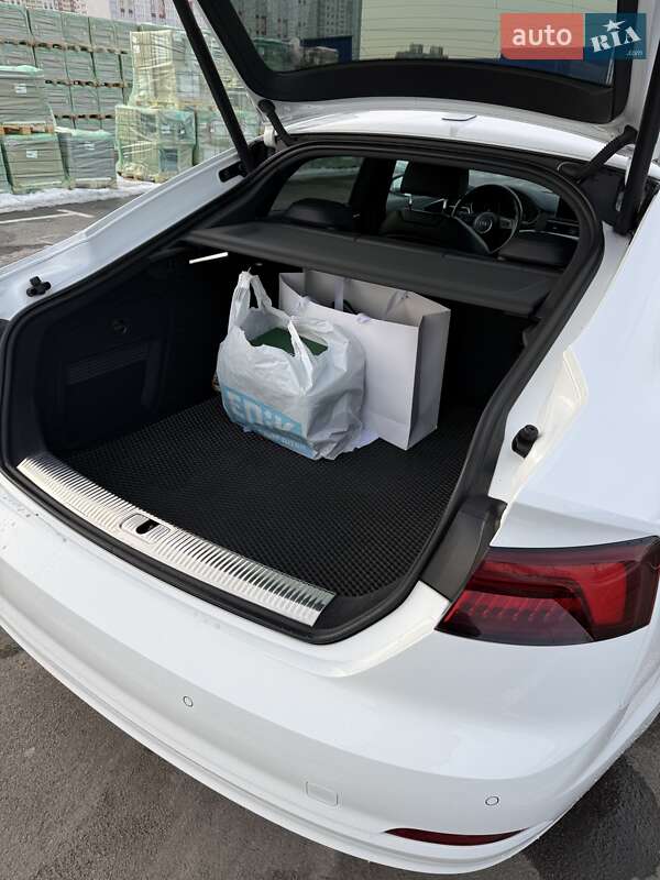 Купе Audi A5 2019 в Киеве