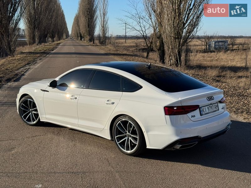 Лифтбек Audi A5 2022 в Киеве
