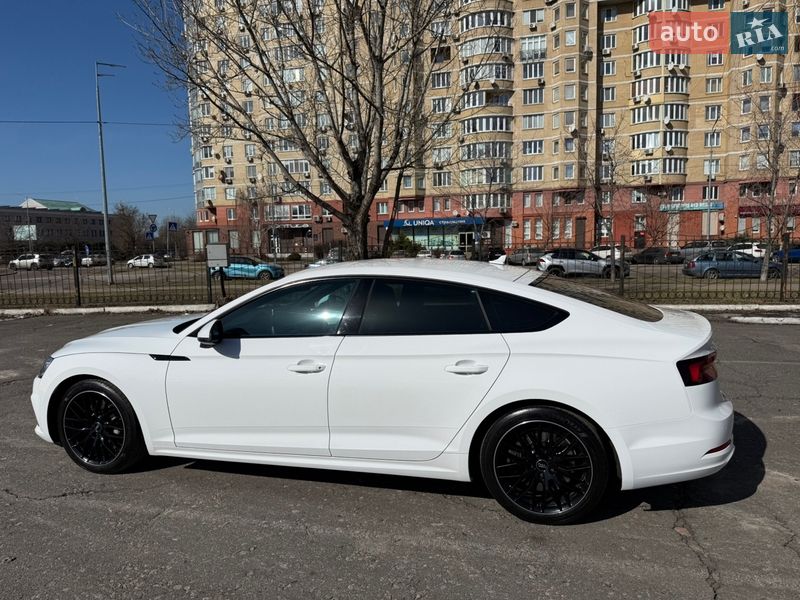 Купе Audi A5 2019 в Киеве