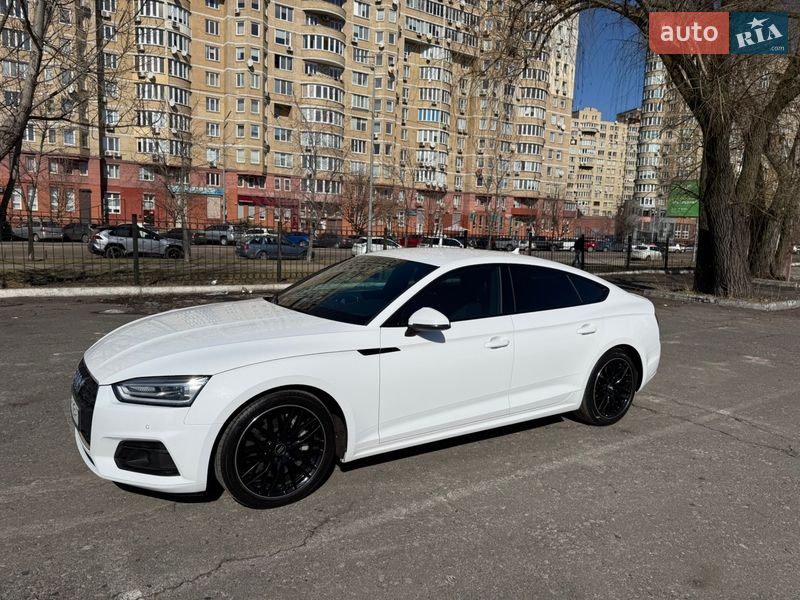Купе Audi A5 2019 в Киеве