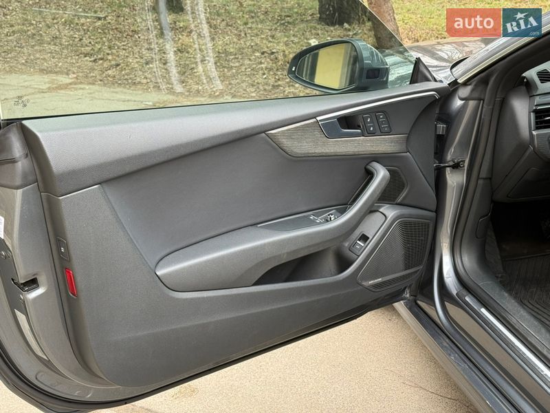 Купе Audi A5 2016 в Киеве
