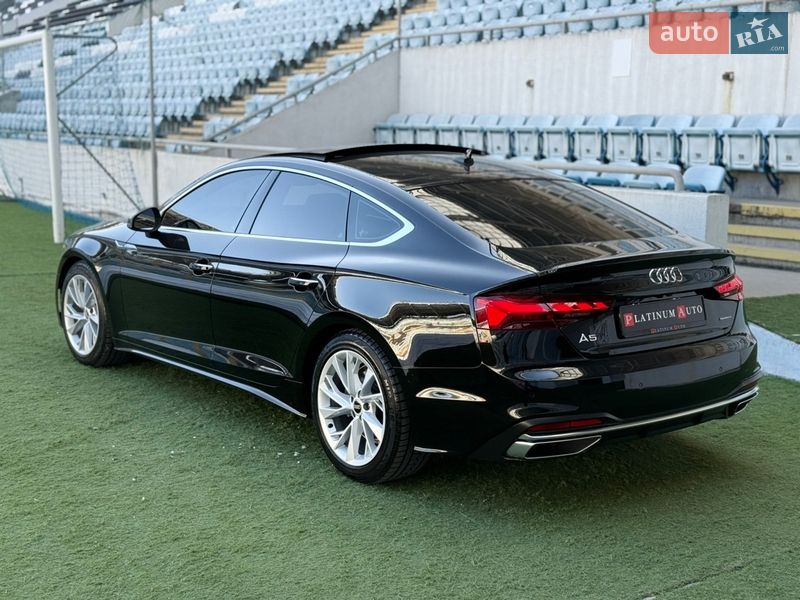 Лифтбек Audi A5 2022 в Одессе