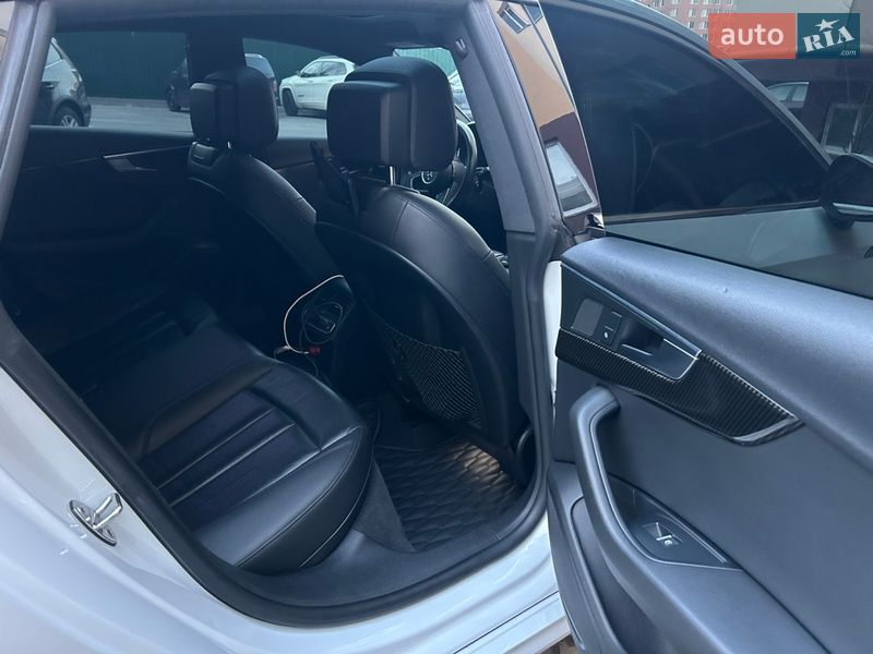 Купе Audi A5 2017 в Киеве