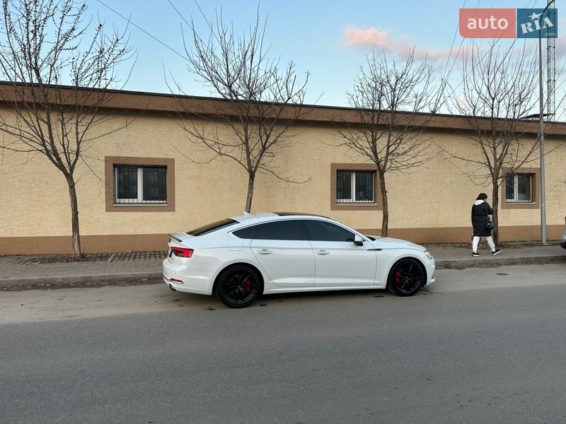 Купе Audi A5 2017 в Киеве