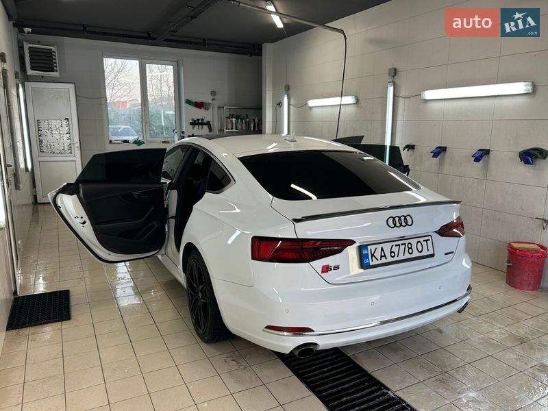 Купе Audi A5 2017 в Киеве