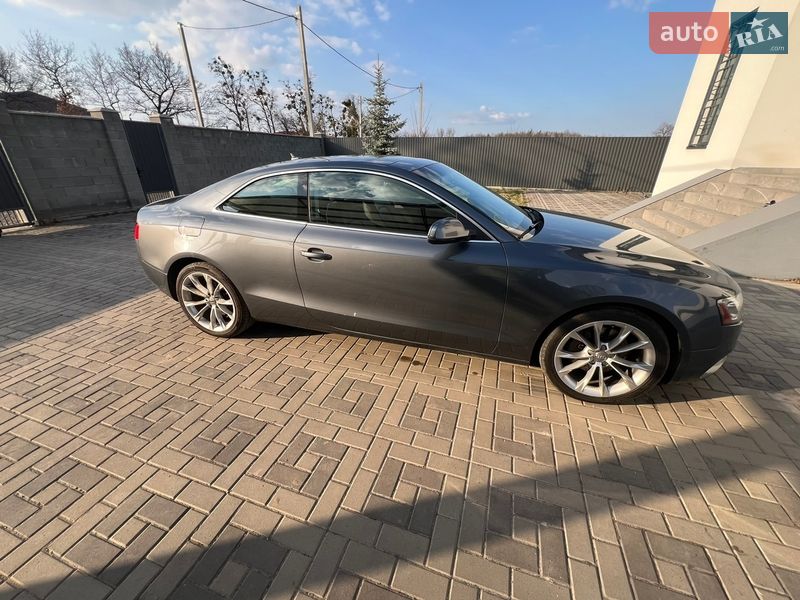 Купе Audi A5 2013 в Киеве