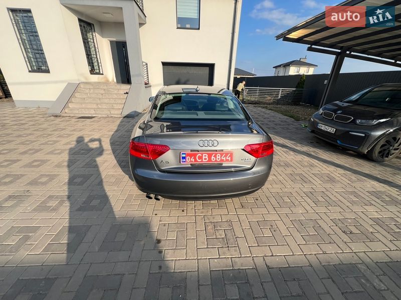 Купе Audi A5 2013 в Киеве
