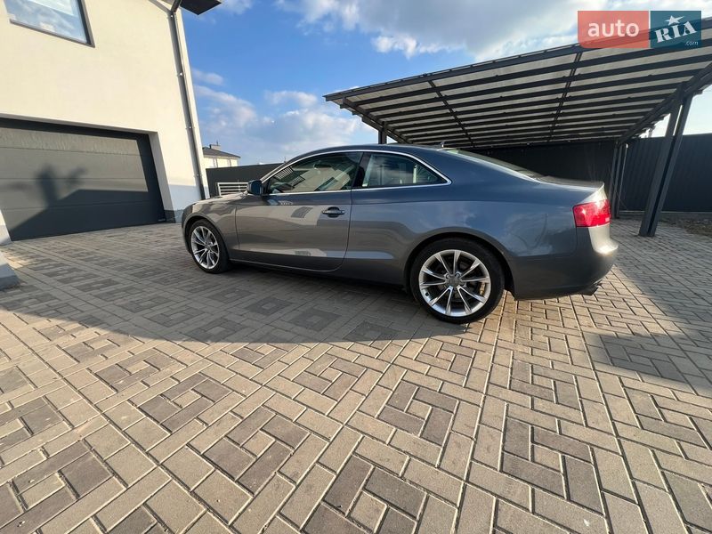 Купе Audi A5 2013 в Киеве