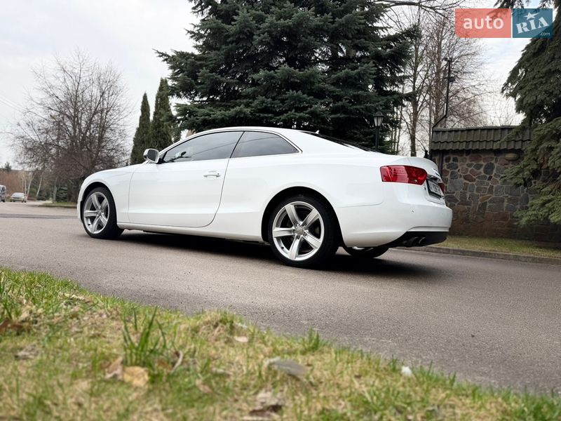 Купе Audi A5 2012 в Киеве