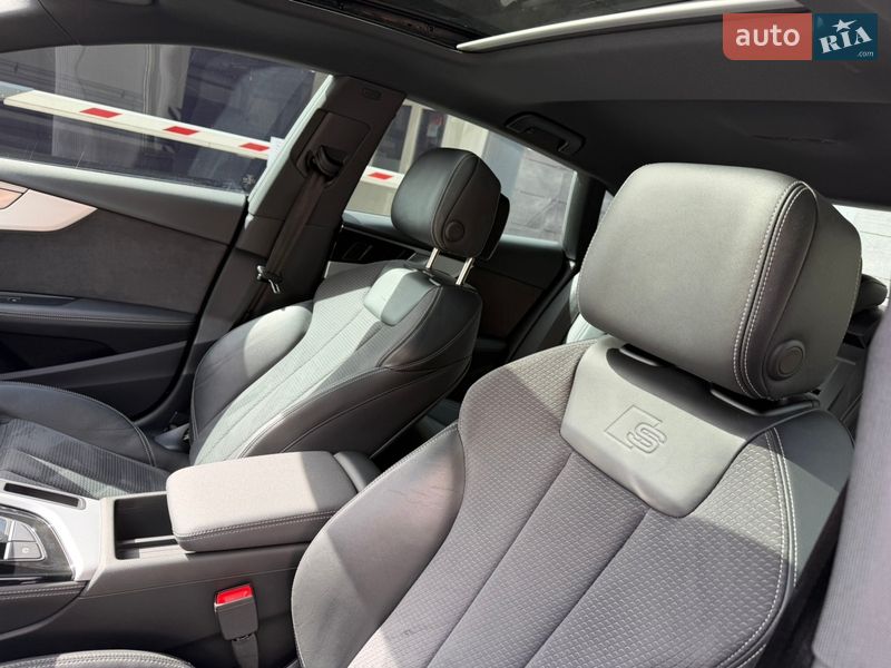 Лифтбек Audi A5 2023 в Киеве