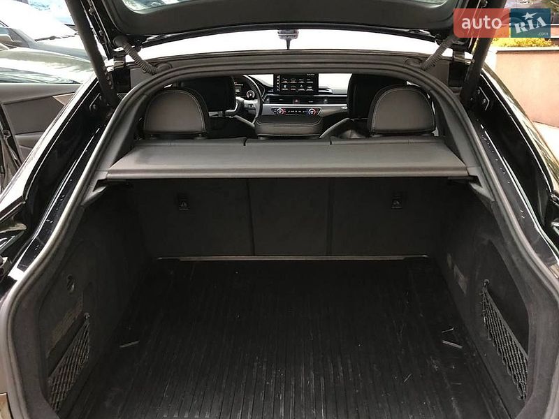 Лифтбек Audi A5 2023 в Киеве