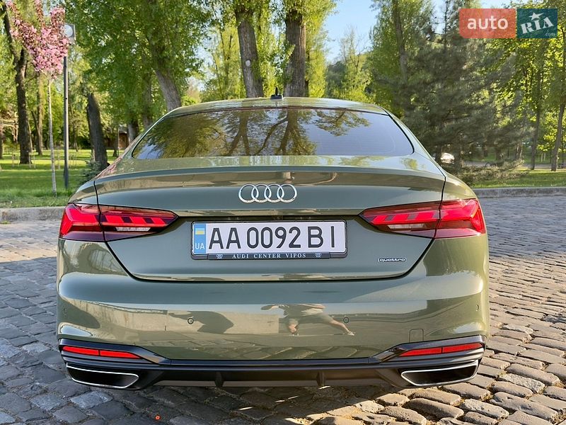 Купе Audi A5 2022 в Киеве
