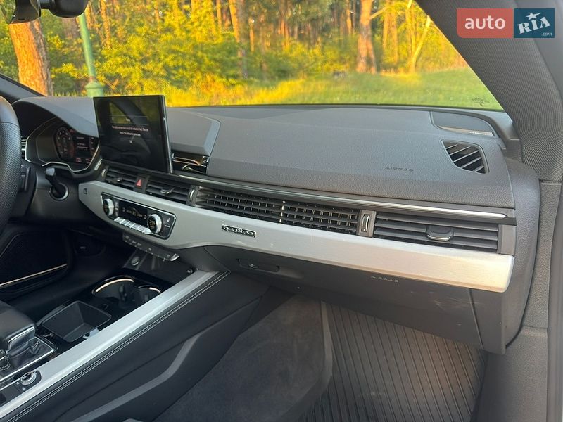 Купе Audi A5 2023 в Киеве