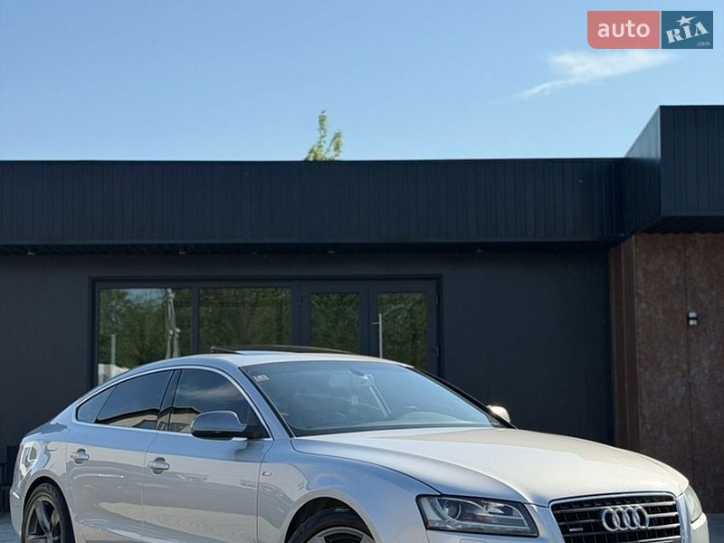 Купе Audi A5 2009 в Черновцах