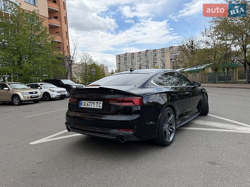 Купе Audi A5 2018 в Києві