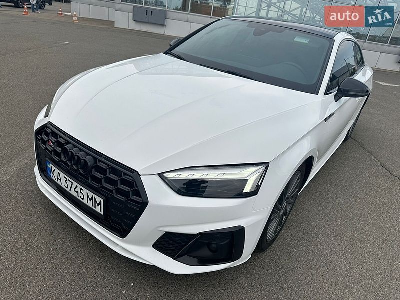 Купе Audi A5 2022 в Києві
