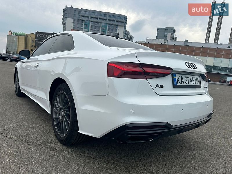 Купе Audi A5 2022 в Києві