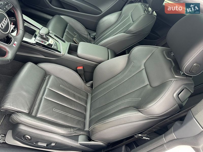 Купе Audi A5 2022 в Києві