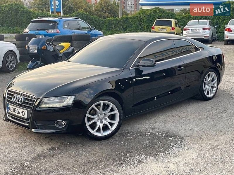 Купе Audi A5 2010 в Дніпрі
