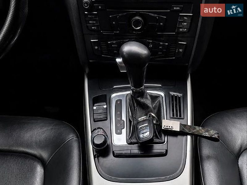 Купе Audi A5 2010 в Дніпрі