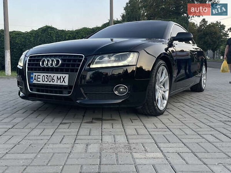 Купе Audi A5 2010 в Дніпрі