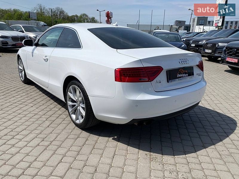 Купе Audi A5 2012 в Львові