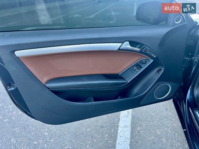 Купе Audi A5 2012 в Киеве